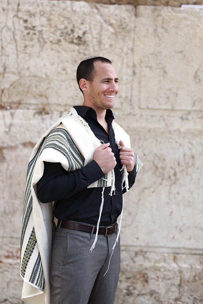 Binah Tallit