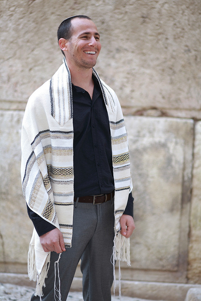 Malchut Tallit