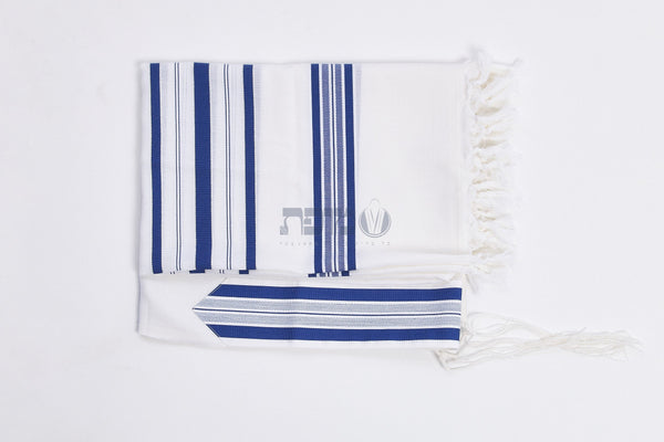 Lamenatzeach royal tallit view 1