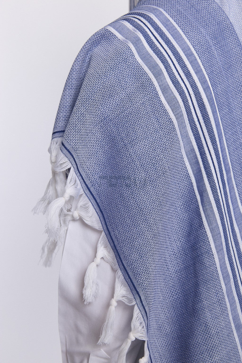 Shir Blue tallit – view 0180